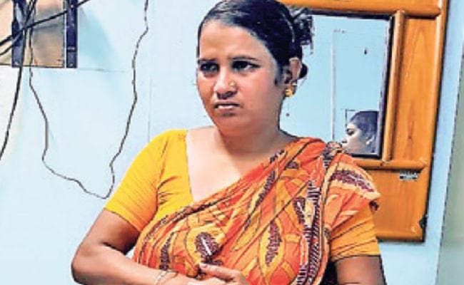 कोलकाता : लाखों की चोरी करने की आरोपी महिला गिरफ्तार