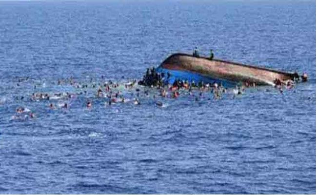 कोलकाता : सोमवार को बंगाल की खाड़ी में डूबी थीं नावें, अब तक मछुआरों के नौ शव मिले, 10 की तलाश जारी