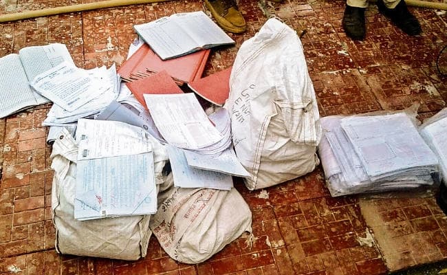 पटना : दरभंगा मारवाड़ी कॉलेज का चपरासी बना मोहरा, जिम्मेदार ”सेफ जोन” में