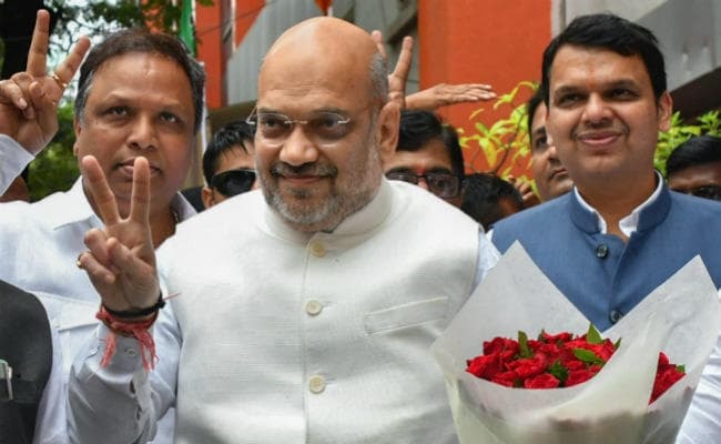 भाजपा-शिवसेना गठजोड़ टूट के करीब, शाह अकेले चुनाव लड़ने की तैयारी में, उद्धव का मोदी पर हमला