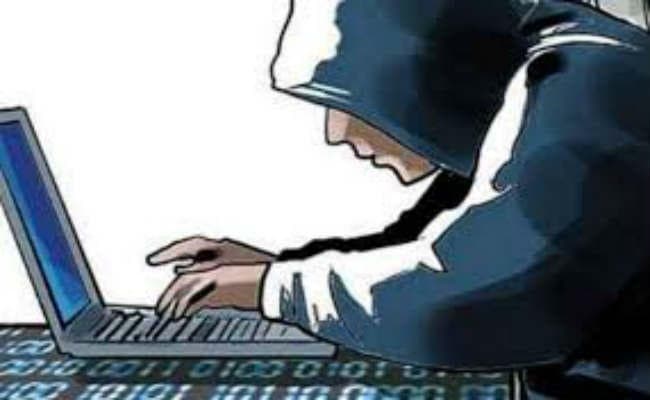 छत्तीसगढ़ की पुलिस ने साइबर ठगों की तलाश में गोविंदपुर व सरायढेला में मारा छापा