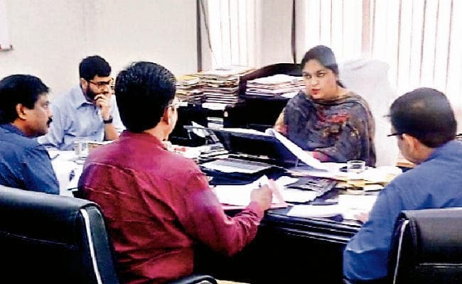 रांची : 48 घंटे में अशोक नगर के सभी व्यावसायिक प्रतिष्ठानों के ट्रेड लाइसेंस रद्द करने का आदेश