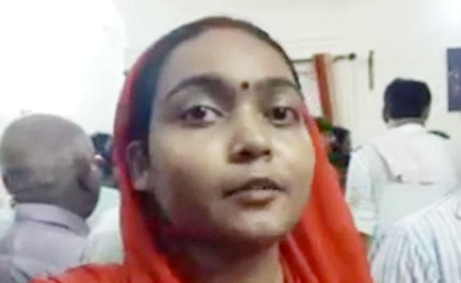 बालिका गृह यौन उत्पीड़न मामला : गिरफ्तार आरोपित की पत्नी ने कहा- मंत्री मंजू वर्मा के पति आते-जाते रहते थे बालिका गृह