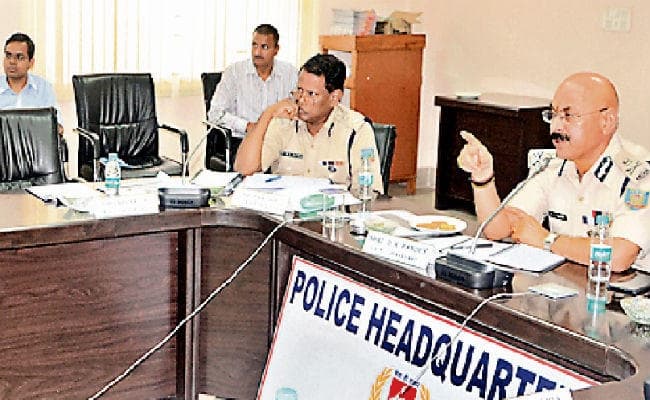 ...जब DGP ने धनबाद SSP को लगायी फटकार, कहा, तुम्हें ऐसा क्यों लगता है कि तुम्हारी पोस्टिंग किसी नेता ने करायी