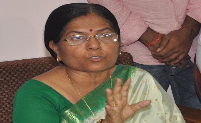 मुजफ्फरपुर बालिका गृह दुष्कर्म मामला : समाज कल्याण मंत्री बोली, आरोप साबित हुए तो उनके पति जायेंगे जेल