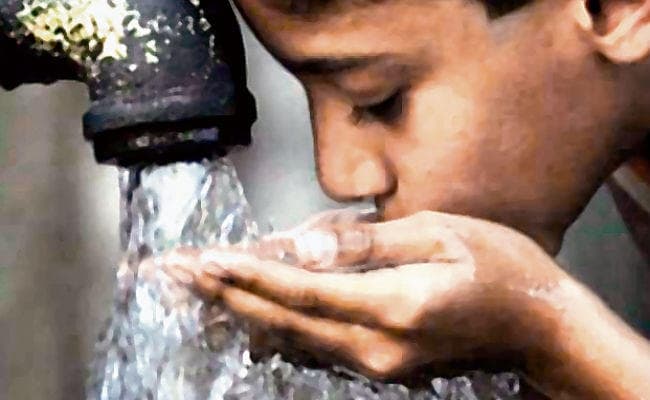 अमृत योजना : पाइपलाइन तो बिछ रही, पर नल कनेक्शन में देर