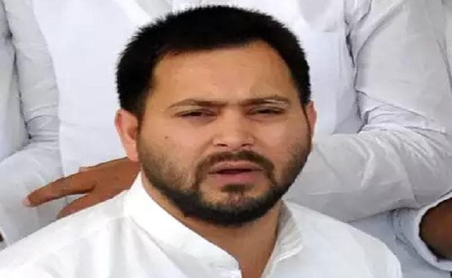 मुजफ्फरपुर कांड : मंत्री सुरेश शर्मा ने तेजस्वी को भेजा लीगल नोटिस, राजद ने कहा- कानून के तरीके से देंगे जवाब