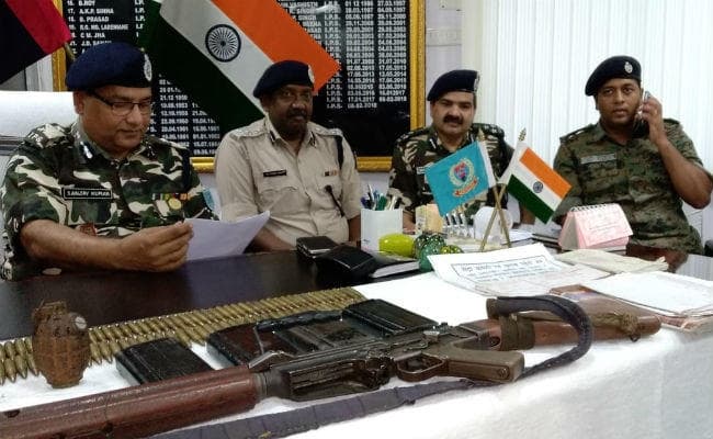 दुमका में मारे गये दोनों नक्सलियों की अब तक पहचान नहीं, शनिवार को पुलिस ने किया था ढेर