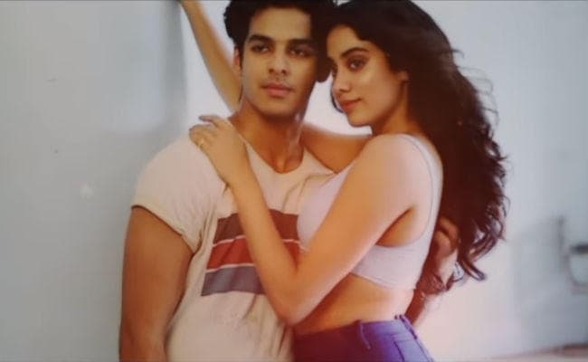 VIDEO: फोटोशूट में जाह्नवी कपूर का स्‍टनिंग लुक, ईशान ने भी दिये पोज़