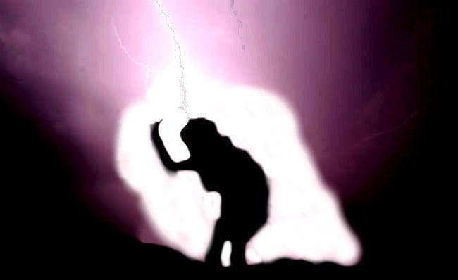 बिहार में वज्रपात की चपेट में आने से तीन बच्चों सहित पांच लोगों की मौत