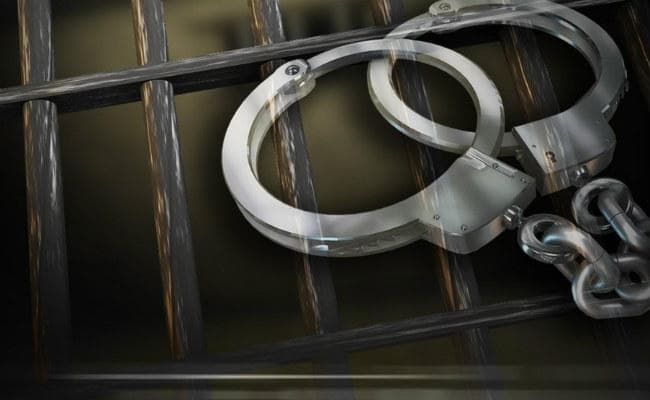 झारखंड के पाकुड़ में गो हत्या, गोमांस बेचने के आरोप में 7 लोग गिरफ्तार