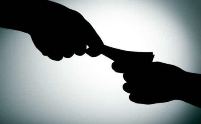 सबसे ज्यादा अश्लील है भ्रष्टाचार