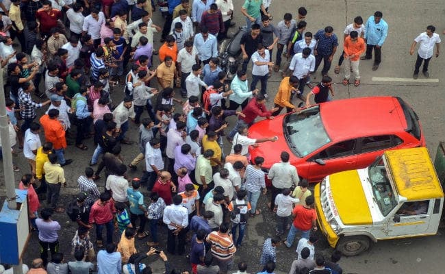 मराठा आरक्षण : एक और व्यक्ति ने की फांसी लगाकर आत्महत्या