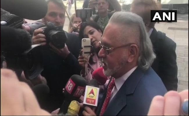 ब्रिटिश कोर्ट ने भगोड़े विजय माल्या को दिया फिलहाल बेल, मुंबई जेल का मांगा वीडियो