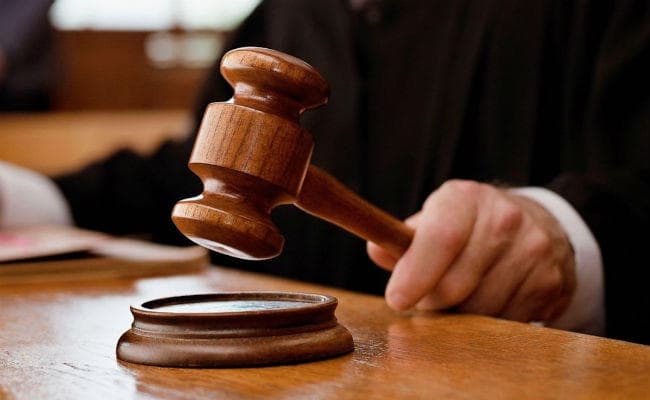 MP : दुष्कर्म मामले में दस साल की सजा सुनते ही कटघरे से कूदा युव‍क, अदालत से हुआ फरार