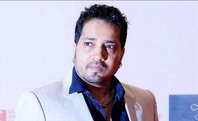 सिंगर मीका सिंह के स्टूडियो से लाखों की चोरी करनेवाला पकड़ा गया