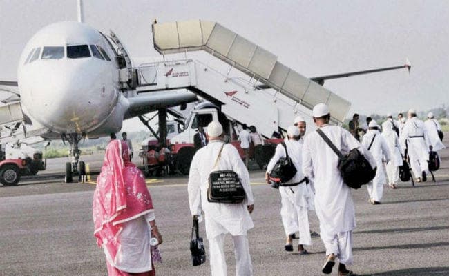 रांची : शुक्रवार को पहला और 10 अगस्त को उड़ेगा अंतिम विमान, हज यात्रियों को आज मिलेगा पासपोर्ट