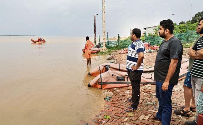 गांधी सेतु : पांच किमी तक गंगा की पड़ताल, पर 36 घंटे बाद भी नहीं मिला स्‍कॉर्पियो व सवार का कोई सुराग
