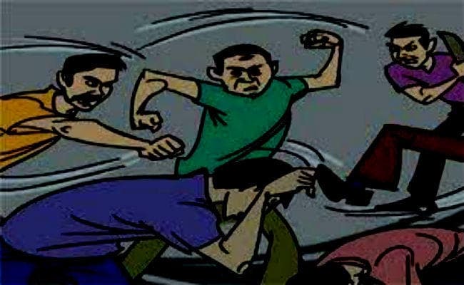 मुस्लिम युवक के साथ मारपीट और दाढ़ी काटने के आरोप में तीन गिरफ्तार