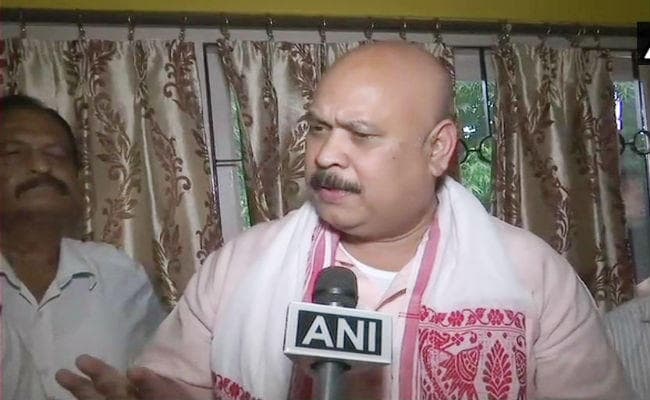 NRC मुद्दे पर TMC में बवाल, ममता के रूख के खिलाफ पार्टी अध्यक्ष समेत तीन का इस्तीफा