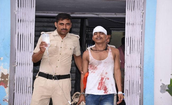 कोर्ट में पेशी के लिए आये कैदी ने किया आत्महत्या का प्रयास