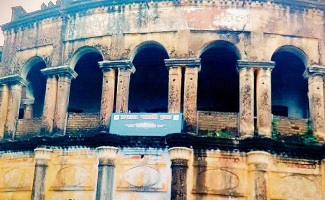 बिहटा : प्रयास घरौंदा पुनर्वास संस्था से रातोंरात युवती और महिलाओं को किया गया शिफ्ट