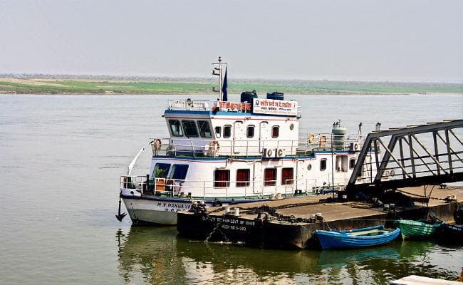 पटना : फिर शुरू होने जा रही फ्लोटिंग रेस्टोरेंट सुविधा, गंगा की लहरों पर कर सकेंगे मस्ती