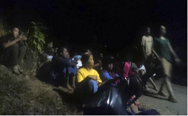 इंडोनेशिया में भूकंप से मरने वालों की संख्या 82 पहुंची, सुनामी का खतरा टला