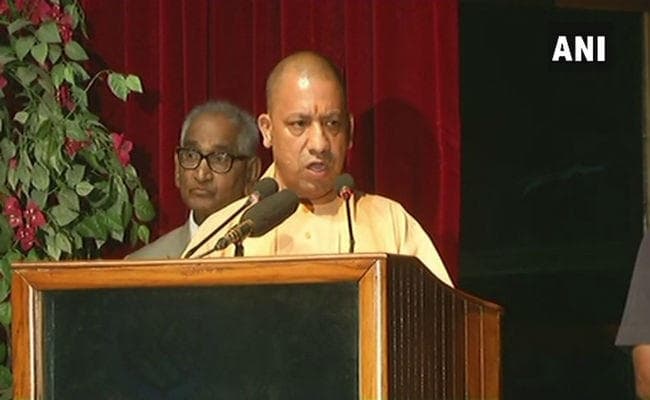 DeoriaShelterHomeCase : UP में हड़कंप, देवरिया के डीएम हटाये गये, जांच कमेटी गठित