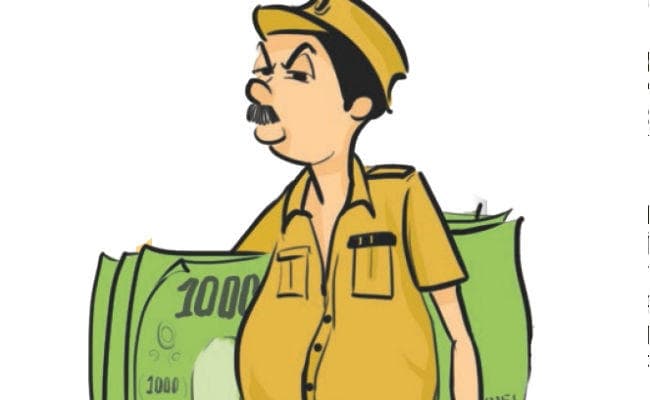 पटना : टूट रही वर्दीधारियों की ईमानदारी की प्रतिज्ञा, पुलिस गश्ती टीम ने दूध विक्रेता से वसूली रंगदारी, 4 गिरफ्तार