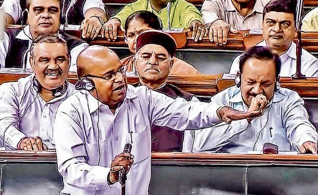 ओबीसी आयोग को संवैधानिक दर्जा देने वाला विधेयक संसद से पास