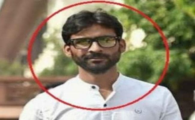 कठुआ गैंगरेप के आरोपी  के सिर पर लगी चोट, पुलिस ने आत्महत्या का मामला दर्ज किया