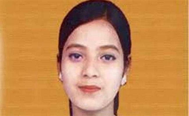 इशरत जहां मामला : सीबीआई की विशेष अदालत से वंजारा और अमीन की याचिका खारिज