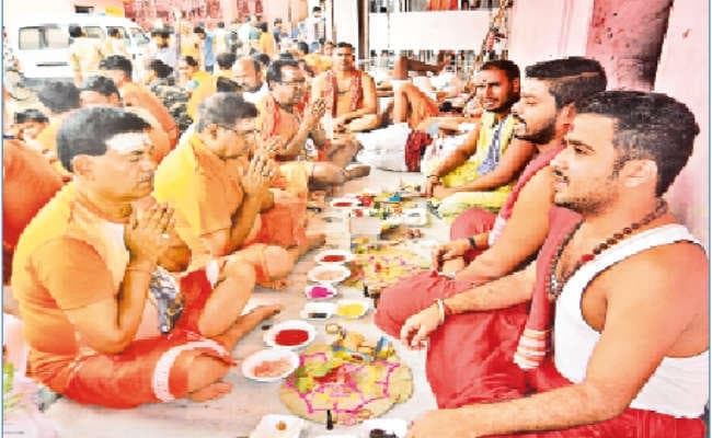 बोल बम के साथ कांवरियों के बढ़ रहे कदम, 4832 लोगों ने शीघ्रदर्शनम कूपन के माध्यम से किया जलार्पण