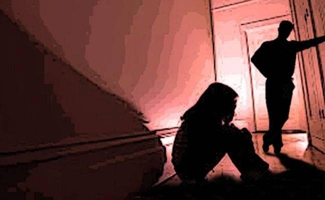 छात्रा से दुष्कर्म का मामला निकला प्रेम प्रसंग