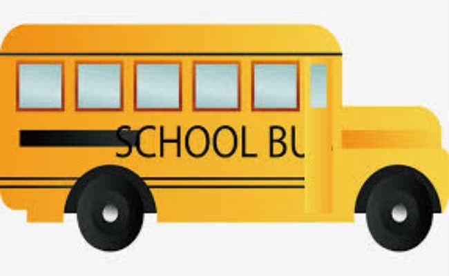 पुलिस सख्त हुई, तो थम गये 7500 स्कूली वाहनों के पहिये, अभिभावक पहुंचा रहे बच्चे