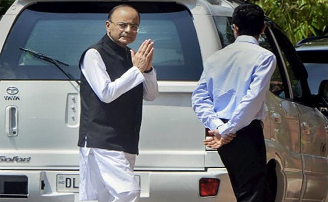 हरिवंश के लिए महीनों बाद सदन पहुंचे जेटली, आजाद को इस अंदाज में दिया जवाब, सब मुस्कुराये