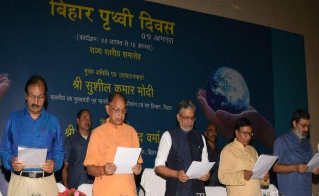 पॉलीथिन पर प्रतिबंध के लिए अधिसूचना प्रारूप जारी कर लोगों से ली जायेगी राय : सुशील मोदी