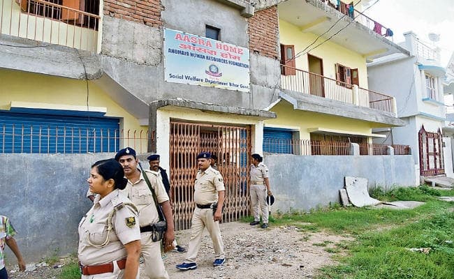 आसरा गृह की बच्चियों से छेड़खानी, नाबालिग को बहला-फुसला कर गलत काम करता था पड़ोसी