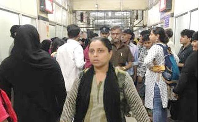 स्कूल में आयरन की गोली खाने के बाद मुंबई में छात्रा की मौत, 470 बच्चे बीमार