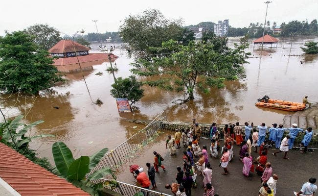केरल में बाढ़ से मरने वालों की संख्‍या बढ़कर 37 हुई, राजनाथ करेंगे दौरा