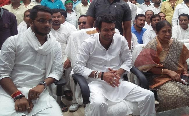 तेजप्रताप बोले, मैंने महादेव पर जलार्पण किया, तो बिहार में पकड़े जाने लगे भ्रष्टाचारी