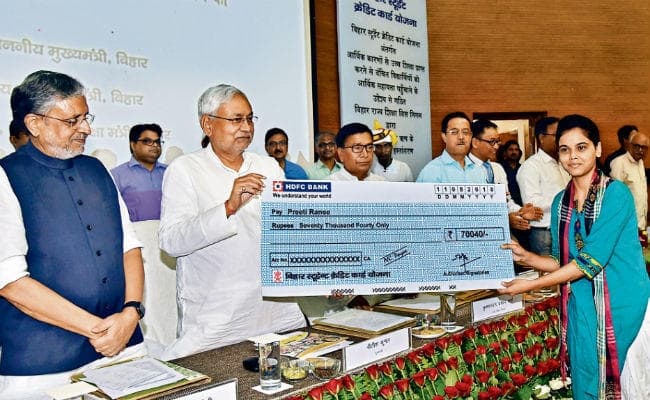 स्टूडेंट क्रेडिट कार्ड : 4150 छात्रों को अब तक एक अरब 11 करोड़ 48 लाख रुपये स्वीकृत