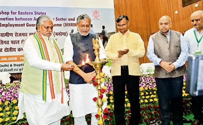 फुलवारीशरीफ : मनरेगा को कृषि से जोड़ने पर किसानों को होगा फायदा