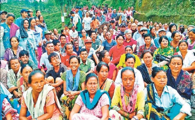 दार्जिलिंग : न्यूनतम मजदूरी की मांग पर की गयी आवाज बुलंद