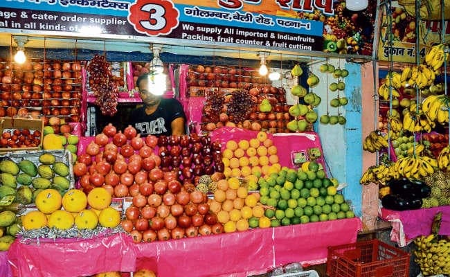 पटना : प्रतिबंधित चाइनीज केमिकल से ट्रक में रखे-रखे ही पकाये जा रहे हैं फल