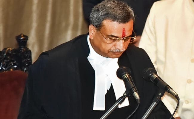 पटना : जस्टिस शाह ने ली मुख्य न्यायाधीश पद की शपथ