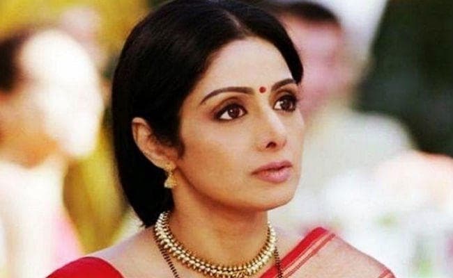 बर्थडे: श्रीदेवी ने 103 डिग्री बुखार में की थी इस गाने की शूटिंग, जानें 8 अनसुनी बातें