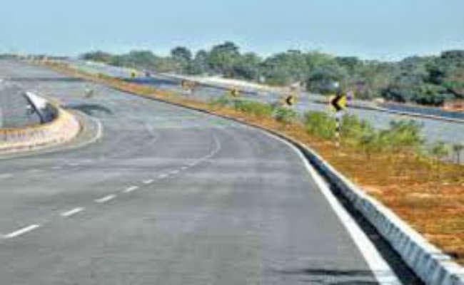 सड़कें बनायेंगी विकास की राह, पाथरोल से टंडेरी वाया जमनी 7.46 करोड़ की लागत से बनेगी सड़क