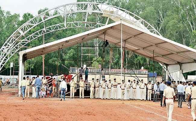 रांची : मोरहाबादी मैदान की सुरक्षा में 64 अफसर सहित 384 पुलिसकर्मी किये जायेंगे तैनात